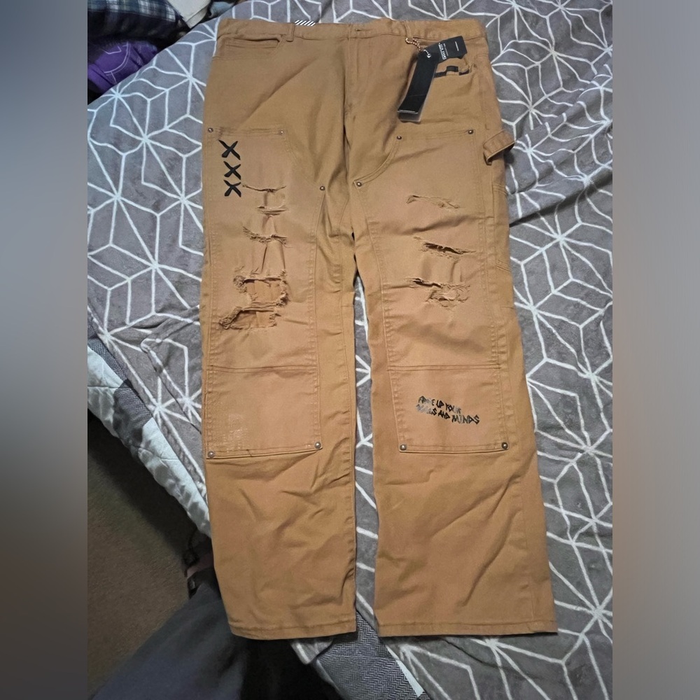 NWT Smoke rise Mens jeans dark Khaki in color